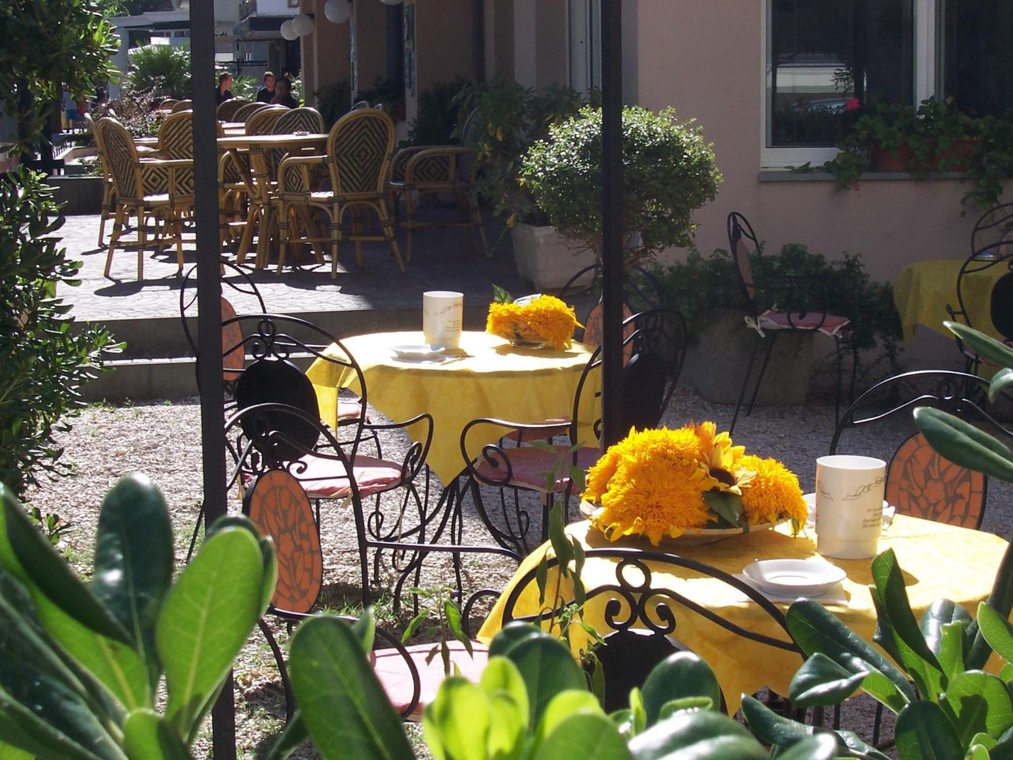 Hotel Des Bains Cattolica Luaran gambar