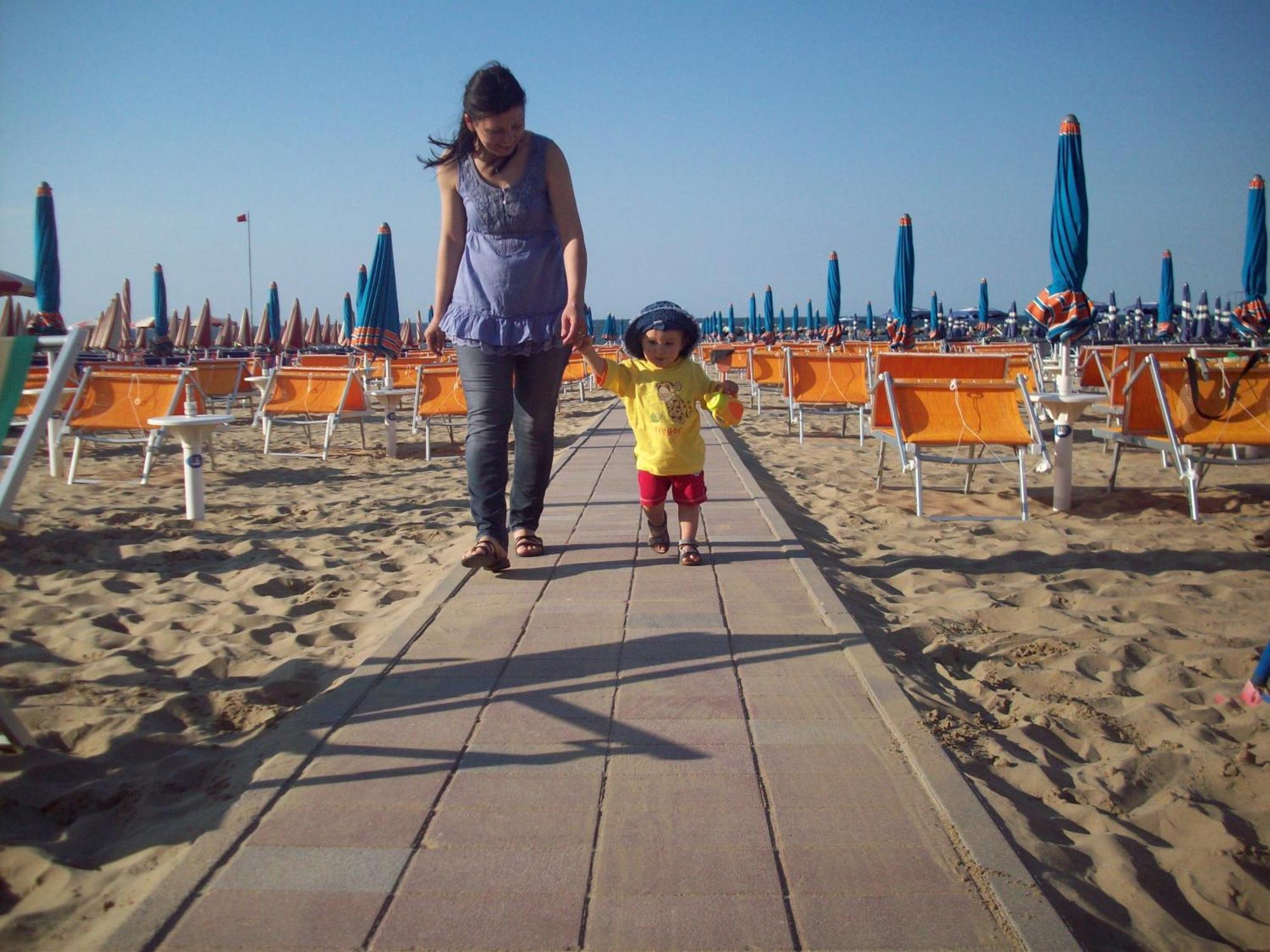 Hotel Des Bains Cattolica Luaran gambar